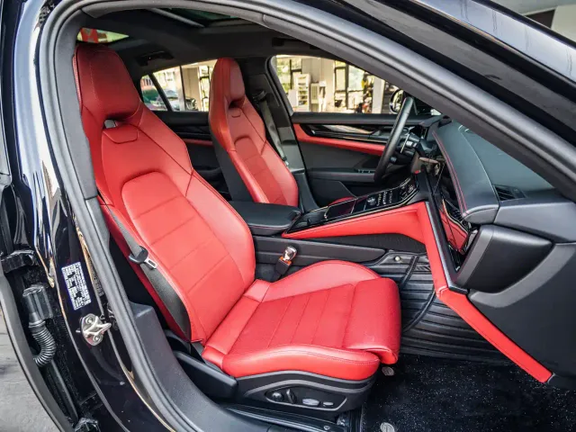 Porsche Panamera — Фото автомобиля 9
