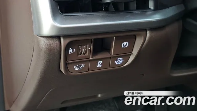 Hyundai Grandeur GN7 — Фото автомобиля 30