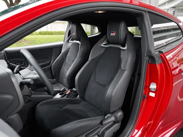 Toyota GR YARIS — Фото автомобиля 10