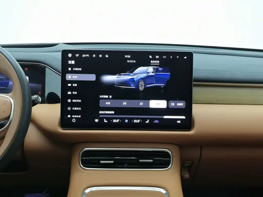 GAC Trumpchi Trumpchi Vision S9 2025 1.5T Hybrid Premium — Фото автомобиля 12