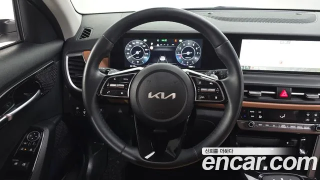 Kia Seltos — Фото автомобиля 19