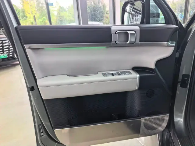 BYD FangChengBao Titanium 7 — Фото автомобиля 5