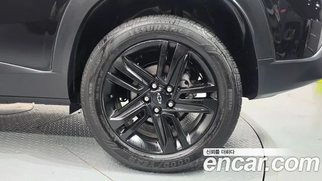 ChevroletGMDaewoo Trax Trax Кроссовер — Фото автомобиля 3