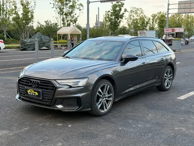 Фотография автомобиля — Audi A6