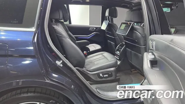 BMW X7 — Фото автомобиля 12