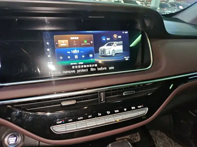 GAC Trumpchi M6 — Фото автомобиля 12