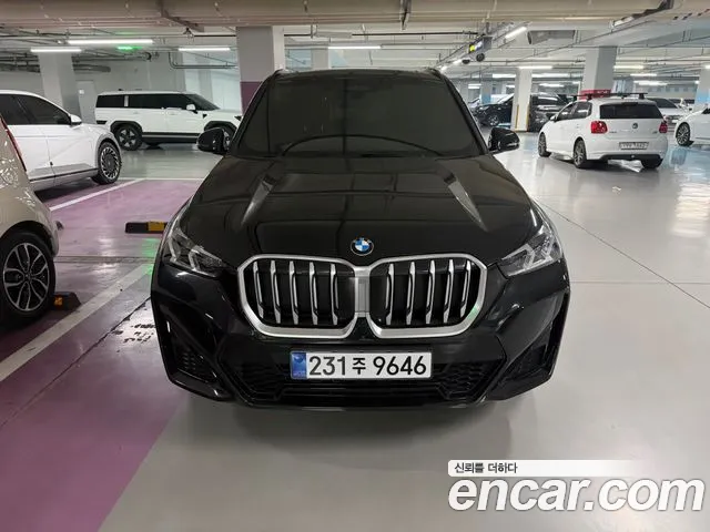 BMW X1 U11 — Фото автомобиля 3