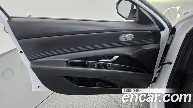 Hyundai Avante CN7 — Фото автомобиля 13
