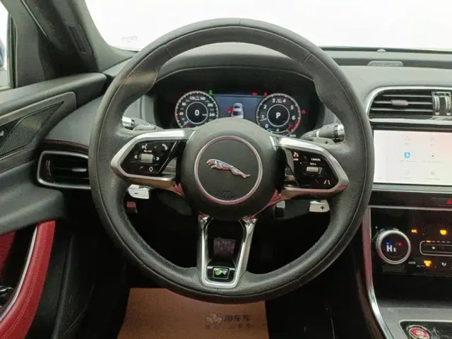 Jaguar XEL — Фото автомобиля 15