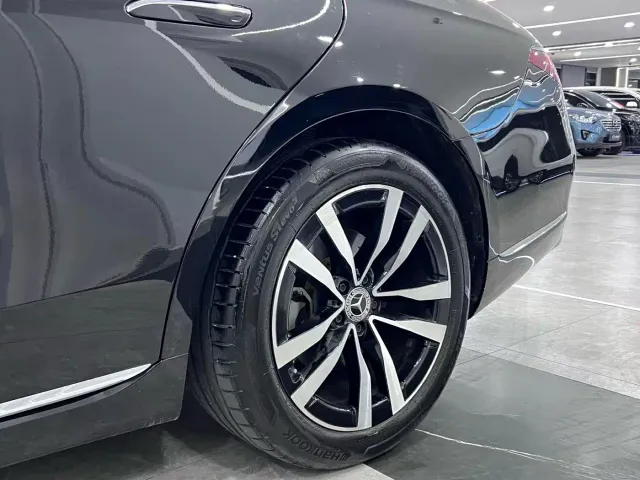 Mercedes-Benz S-Class — Фото автомобиля 8