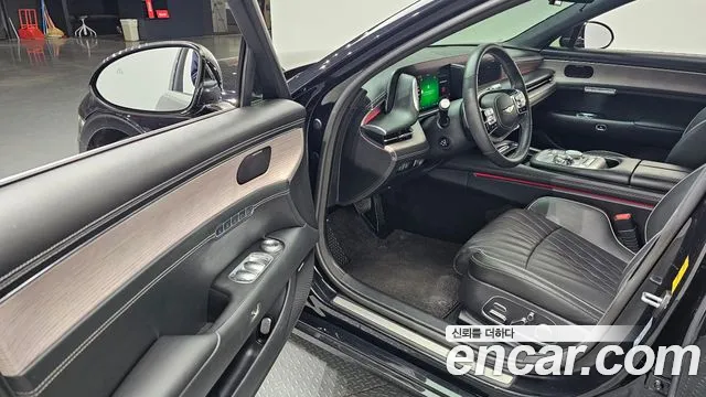 Genesis G90 Бензин 3.5 турбо AWD — Фото автомобиля 11