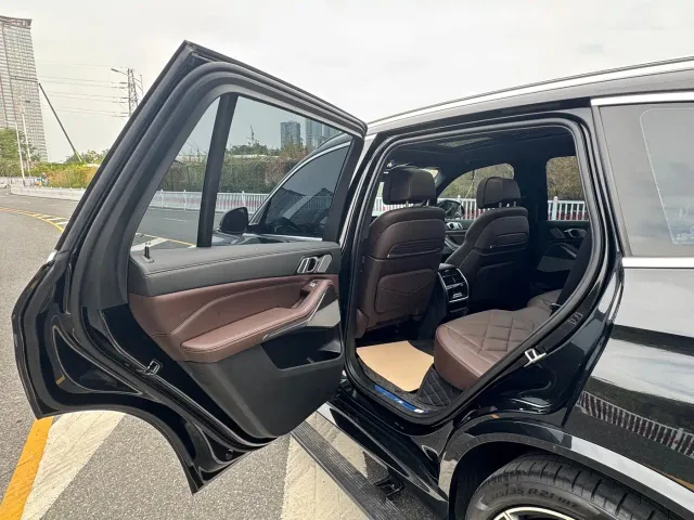 BMW X5 — Фото автомобиля 16