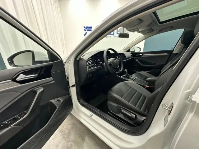 Volkswagen Sagitar — Фото автомобиля 7