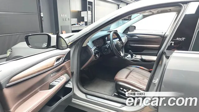 BMW Gran Turismo — Фото автомобиля 10