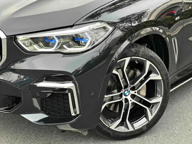 BMW X5 — Фото автомобиля 8