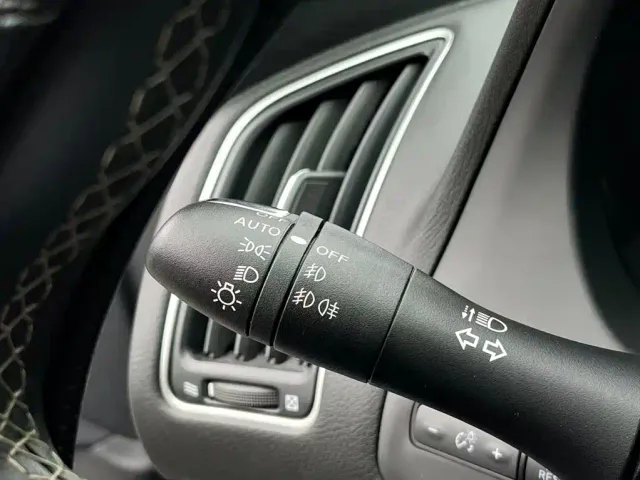 Infiniti Q50L — Фото автомобиля 15