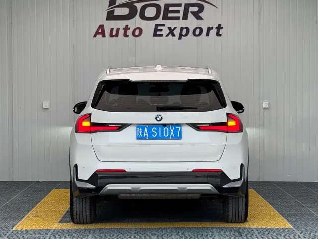 BMW X1 — Фото автомобиля 4