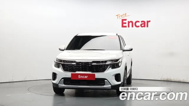 Kia Seltos Бензин 1.6 турбо 2WD — Фото автомобиля 3