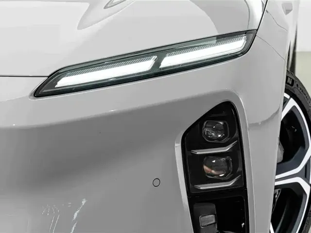 NIO NIO ET5T 2025 75kWh Touring — Фото автомобиля 4