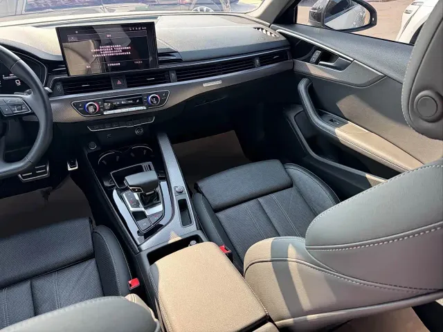 Audi A4L — Фото автомобиля 18