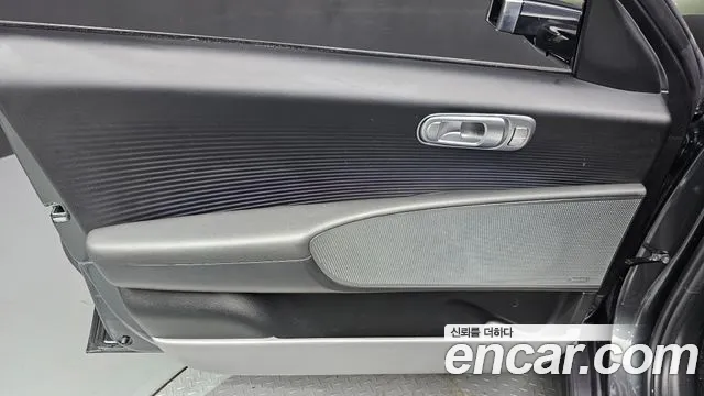 Hyundai Ioniq 6 — Фото автомобиля 13
