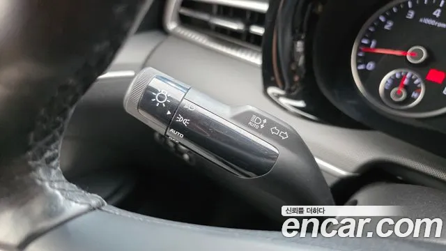Kia K5 K5 3 поколение 2.0 LPI(Для проката) — Фото автомобиля 15