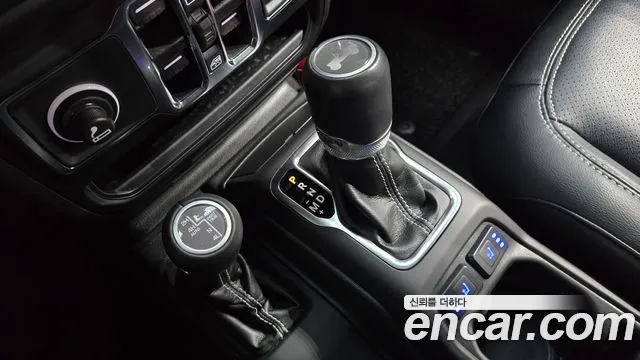 Jeep Wrangler JL — Фото автомобиля 9