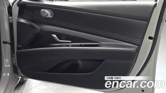 Hyundai Avante CN7 — Фото автомобиля 14
