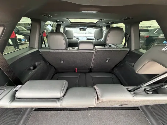 GAC Trumpchi GS8 — Фото автомобиля 17