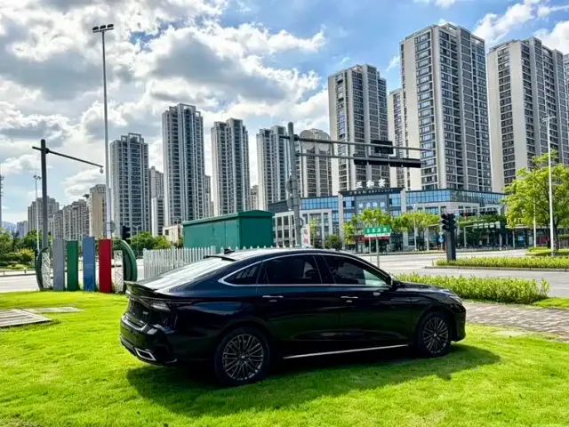 Chery Arrizo 8 — Фото автомобиля 5