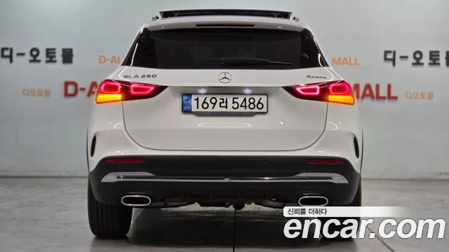 Mercedes-Benz GLA-Class — Фото автомобиля 6