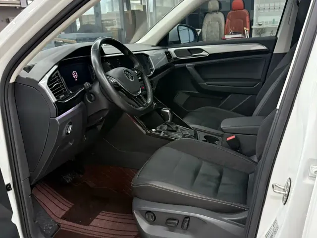 Volkswagen Tayron — Фото автомобиля 4