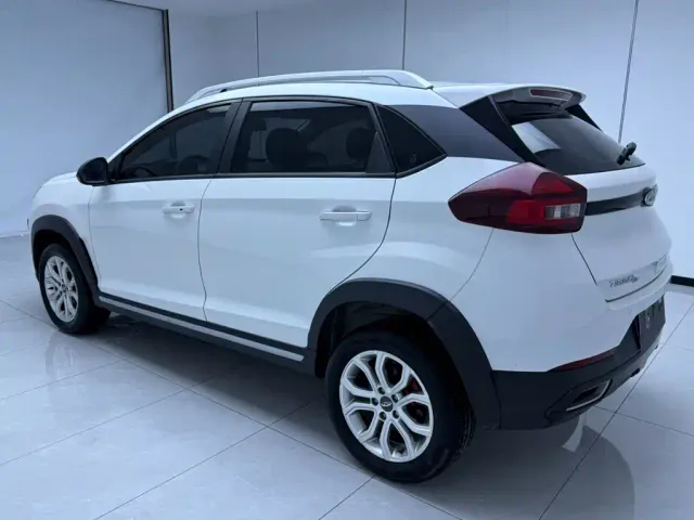 Chery Tiggo 3x — Фото автомобиля 6