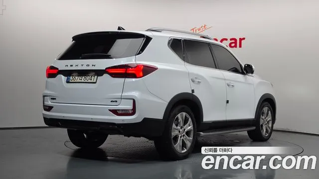 KG_Mobility_Ssangyong Rexton All Rexton Дизель 2.2 4WD — Фото автомобиля 2