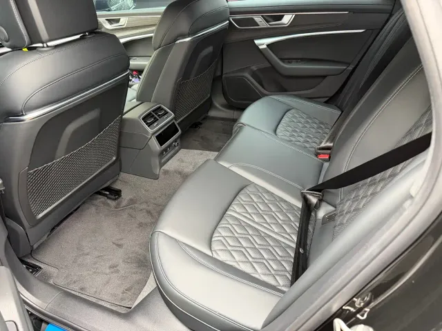 Audi A6L — Фото автомобиля 7