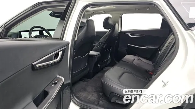 Kia EV6 — Фото автомобиля 18