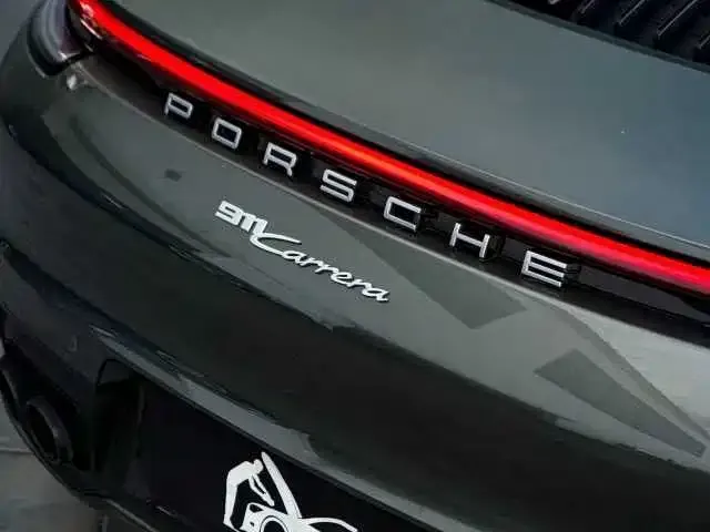 Porsche 911 — Фото автомобиля 6