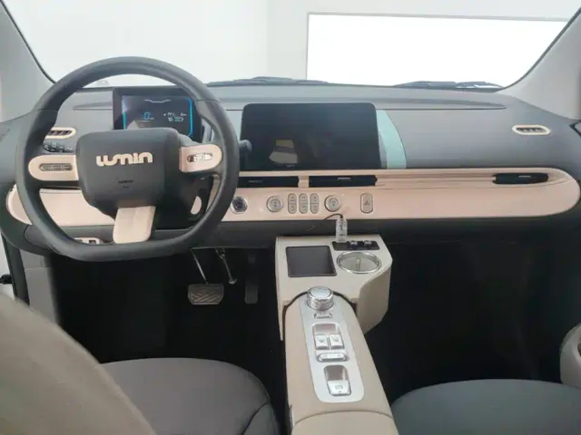 Changan Lumin — Фото автомобиля 12