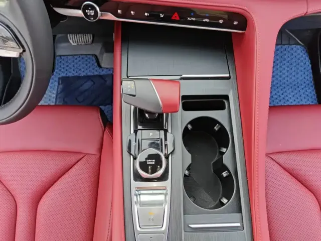 Changan CS75 Plus — Фото автомобиля 9