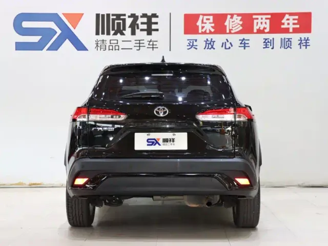 Toyota Frontlander — Фото автомобиля 6