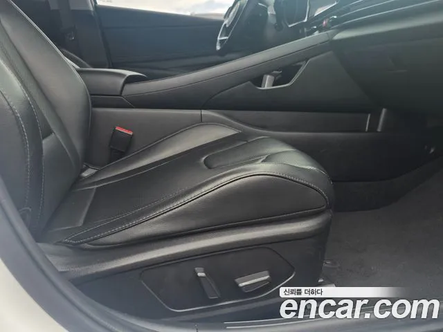 Hyundai AVANTE Avante (CN7) — Фото автомобиля 7