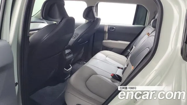 Kia EV3 Standard 2WD — Фото автомобиля 28
