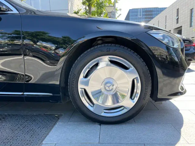 Mercedes-Benz Maybach S-Class — Фото автомобиля 24
