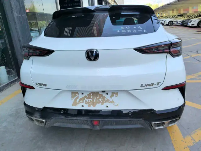 Changan UNI-T — Фото автомобиля 5