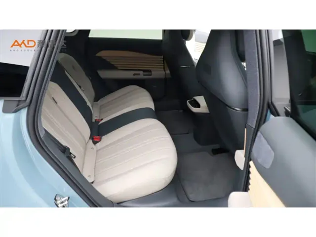 Audi E5 Sportback — Фото автомобиля 8