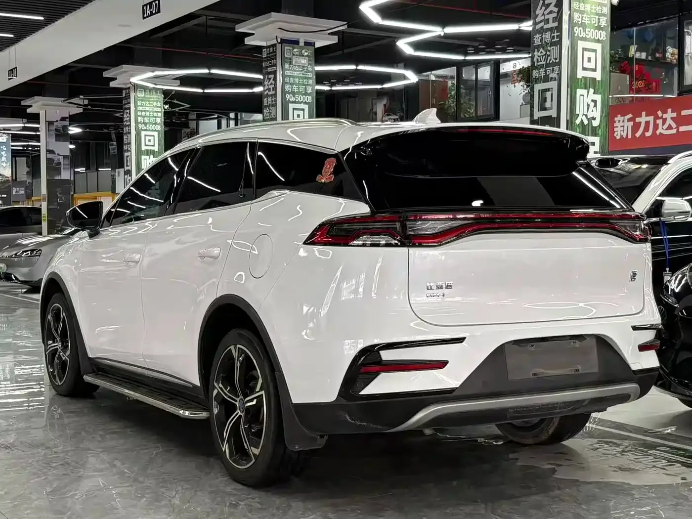 BYD Tang New Energy 2021 DM-i 112KM Premium — Фото автомобиля 11