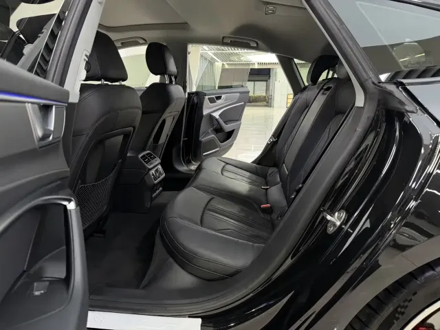 Audi A7 — Фото автомобиля 6
