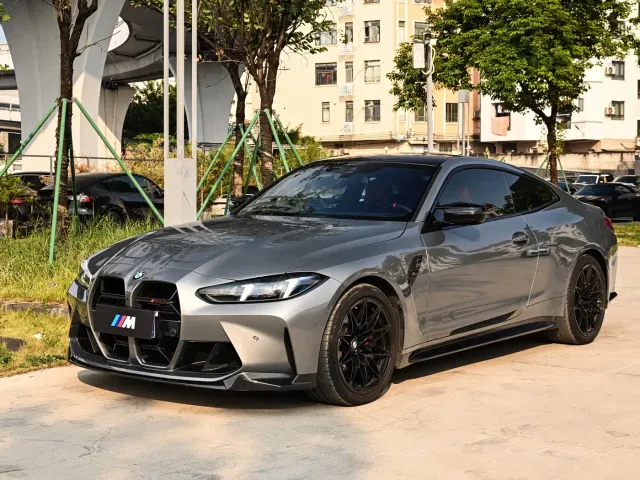 Фотография автомобиля — BMW M4