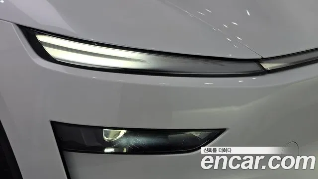 Tesla Model Y — Фото автомобиля 7