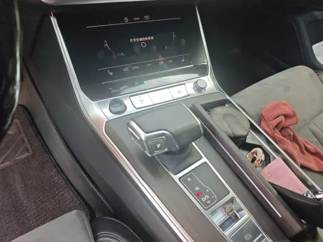 Audi A6L — Фото автомобиля 6